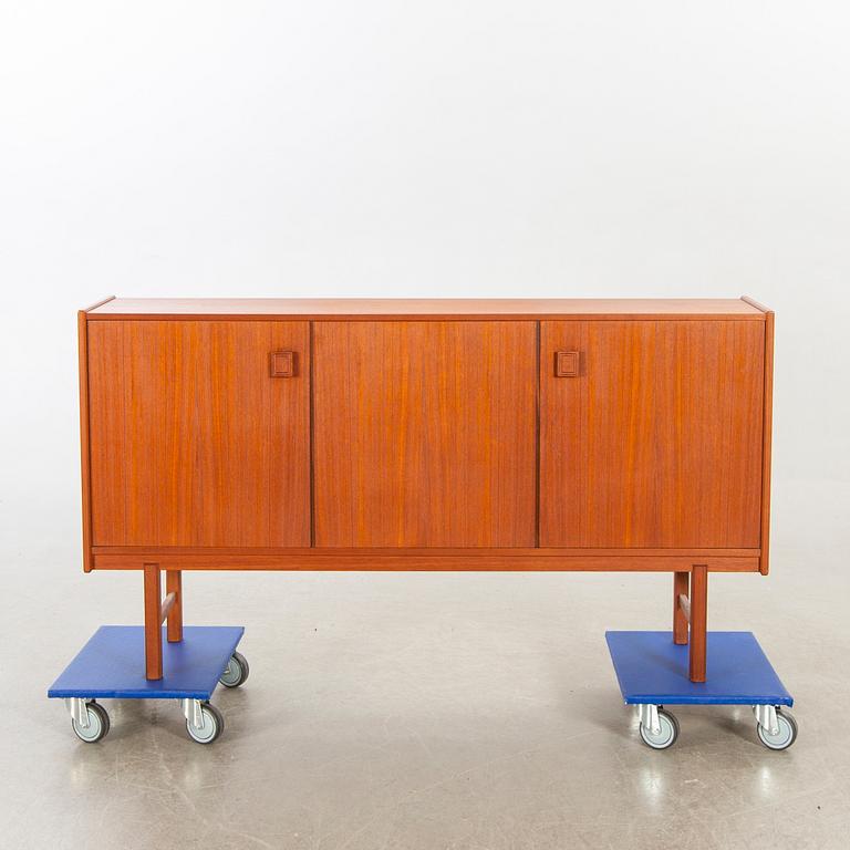 Sideboard 1900-talets mitt.60-tal.