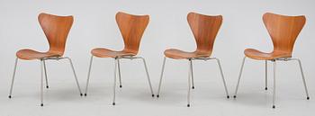 STOLAR, 4 st, "Sjuan", Arne Jacobsen för Fritz Hansen, Danmark.