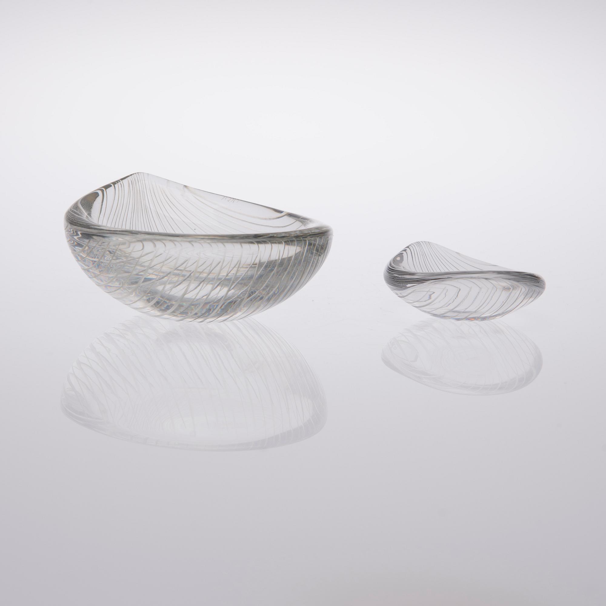 TAPIO WIRKKALA, SKÅLAR, 2 st, glas, Iittala, signerade.