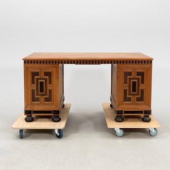 Desk in Baroque style, first half of the 20th century.