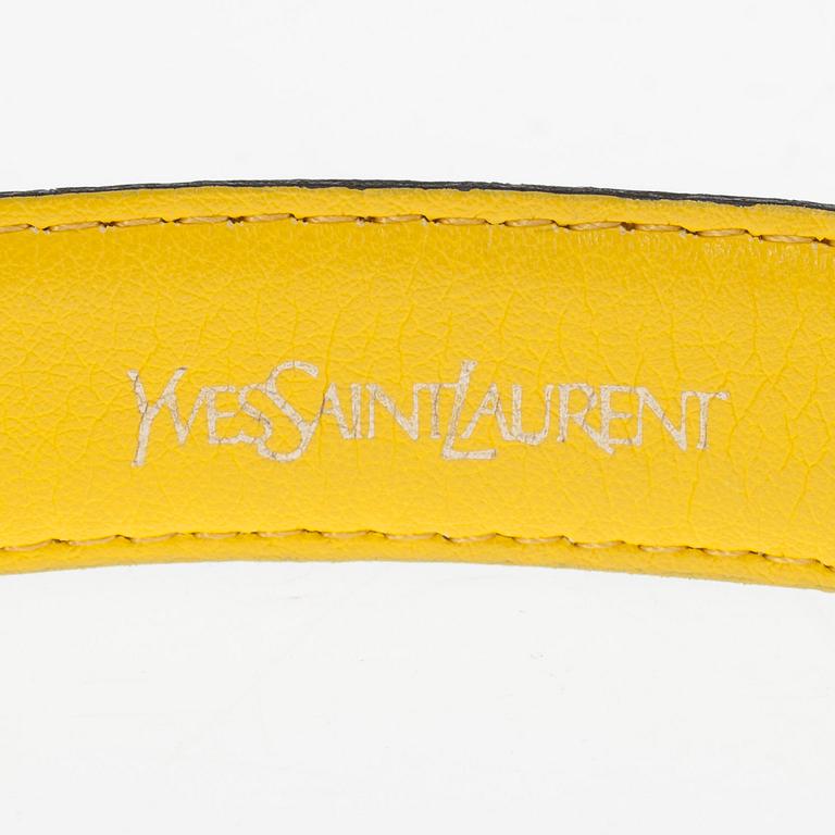 HATT och BÄLTE, Yves Saint Laurent.