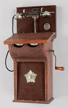 VÄGGTELEFON, prostberget, Hälsingland, ca. 1890.