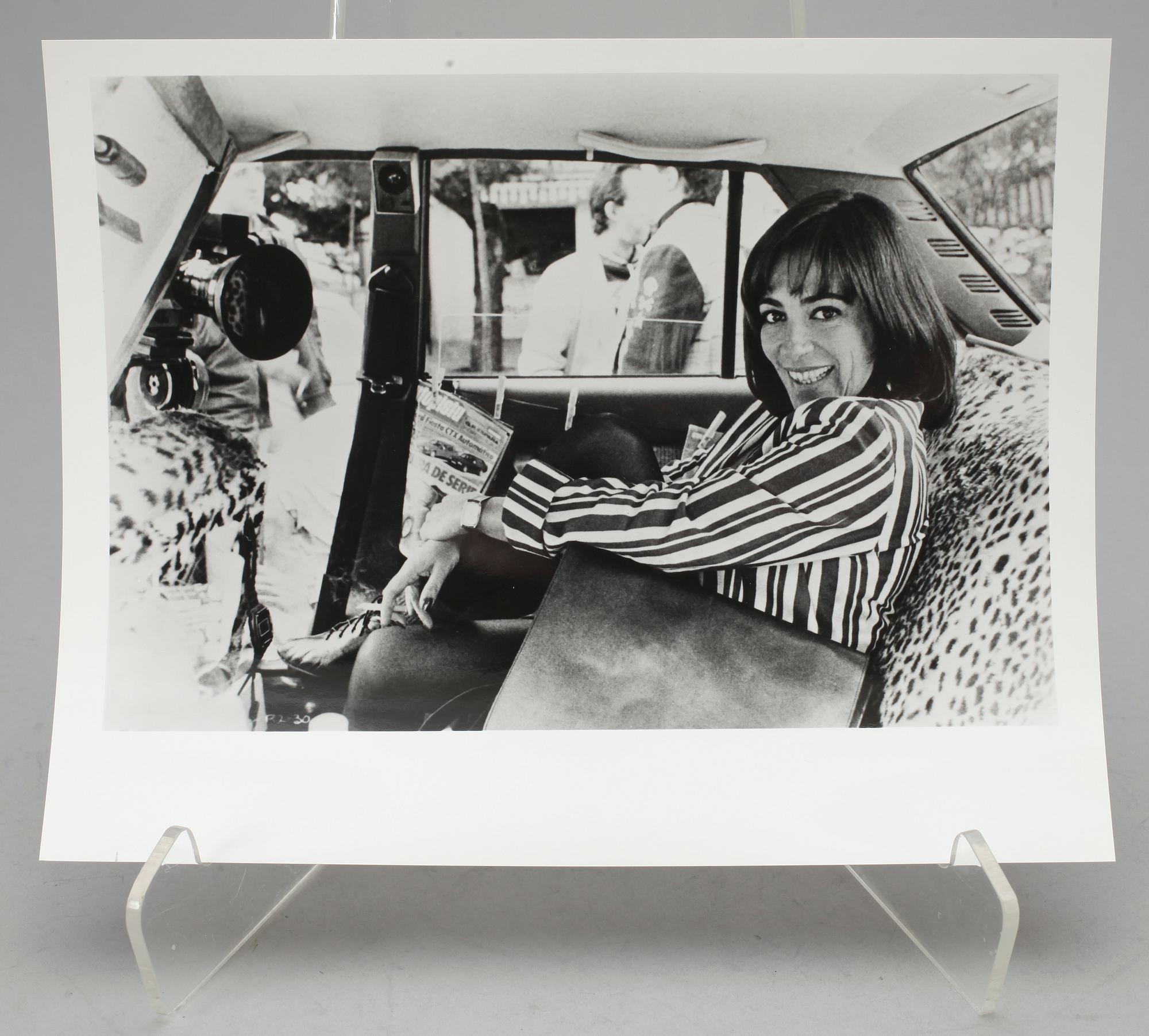 FILMMEMORABILIA, promotionfotografier, ca 100 st, från nio filmer, bl a "Women on the Edge of a Nervous Breakdown".