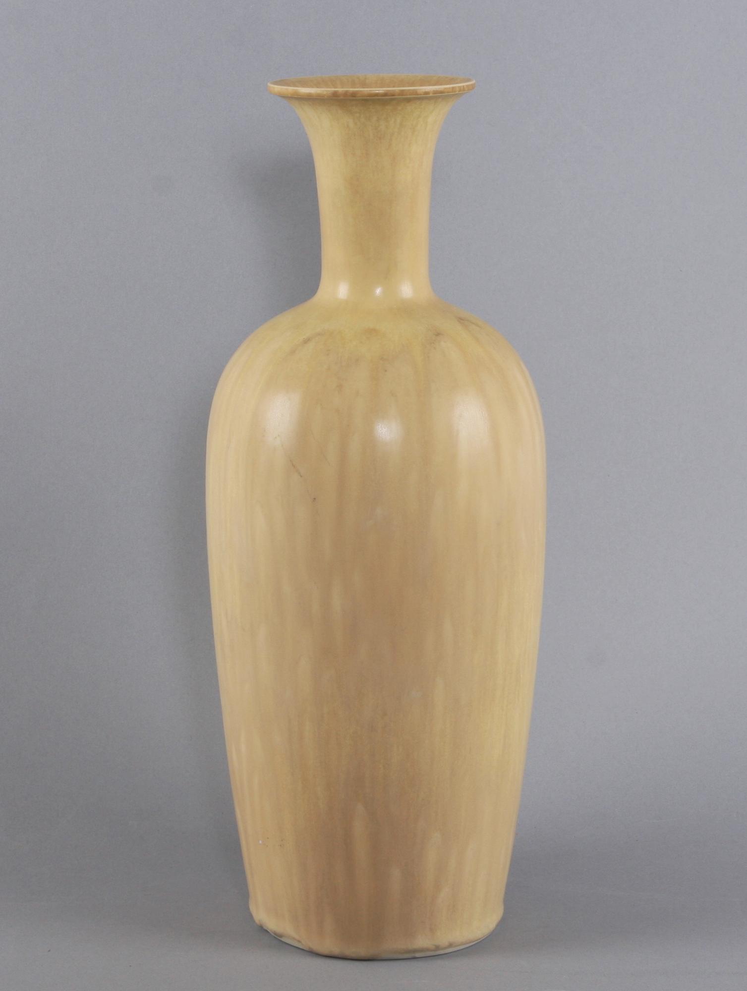 VAS, stengods, Sven Weisfeldt för Gustavsberg, sign och dat -84.