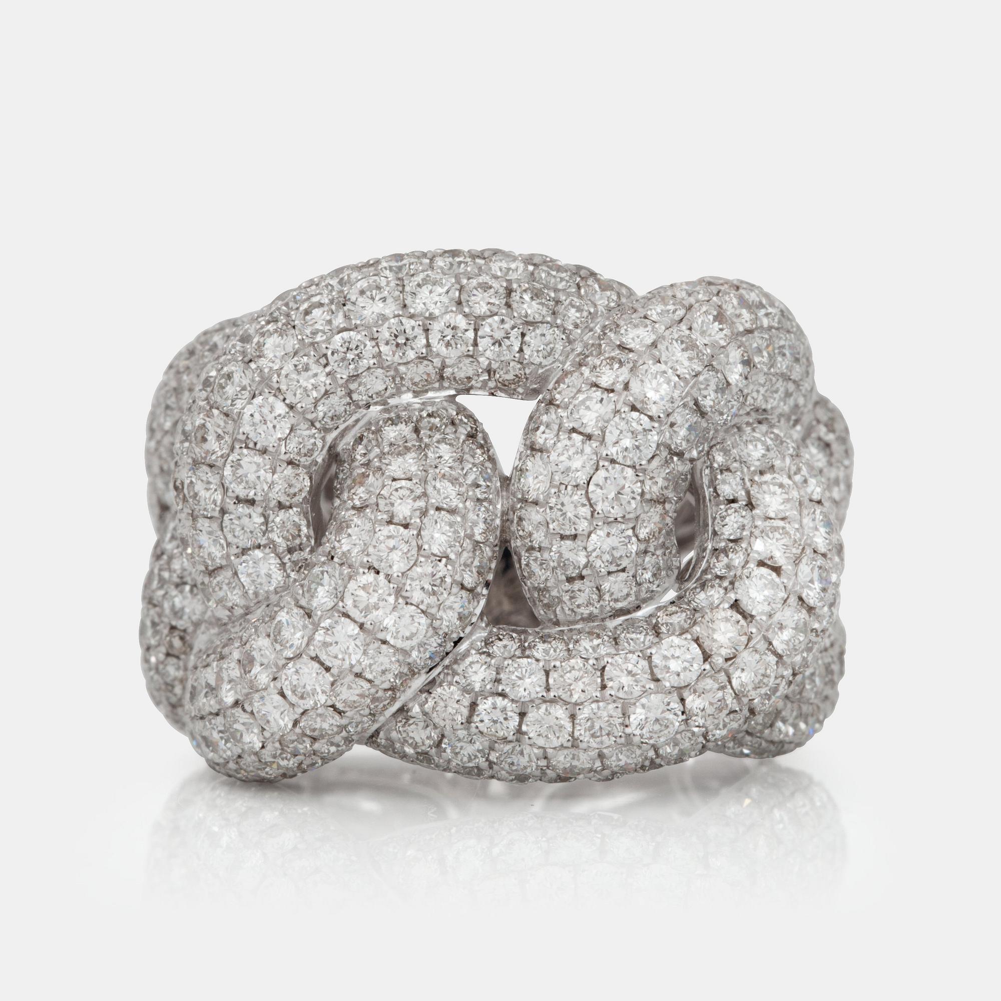 A diamond ring, 5.28 cts according to engraving.