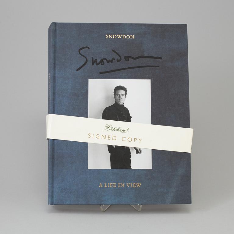 LORD SNOWDON, bok, "A Life in View", signerad.