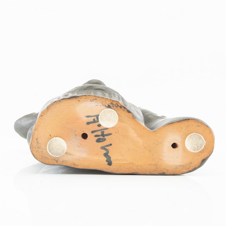 Åke Holm, figurin signerad stengods.