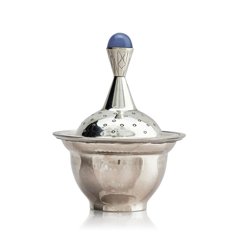 Birger Haglund, a sterling silver box with lid, Stockholm, Sweden 1952.