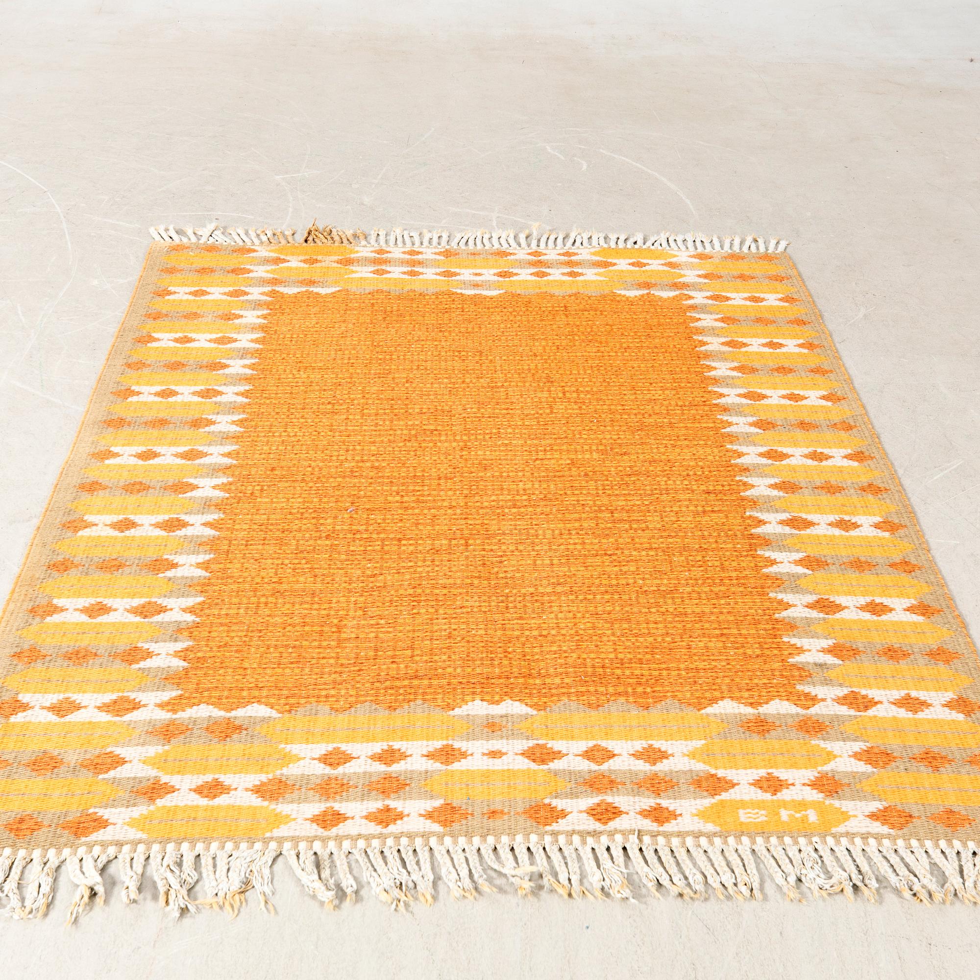 Rölakan rug signed BM, approximately 186x140 cm.