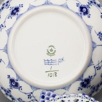 SERVISDELAR, 5 st, porslin, Royal Copenhagen "Musselmalet".