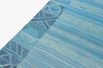 Alice Lund, a carpet, flat weave, c 307 x 250 cm, Alice Lund textiles, signed AL.