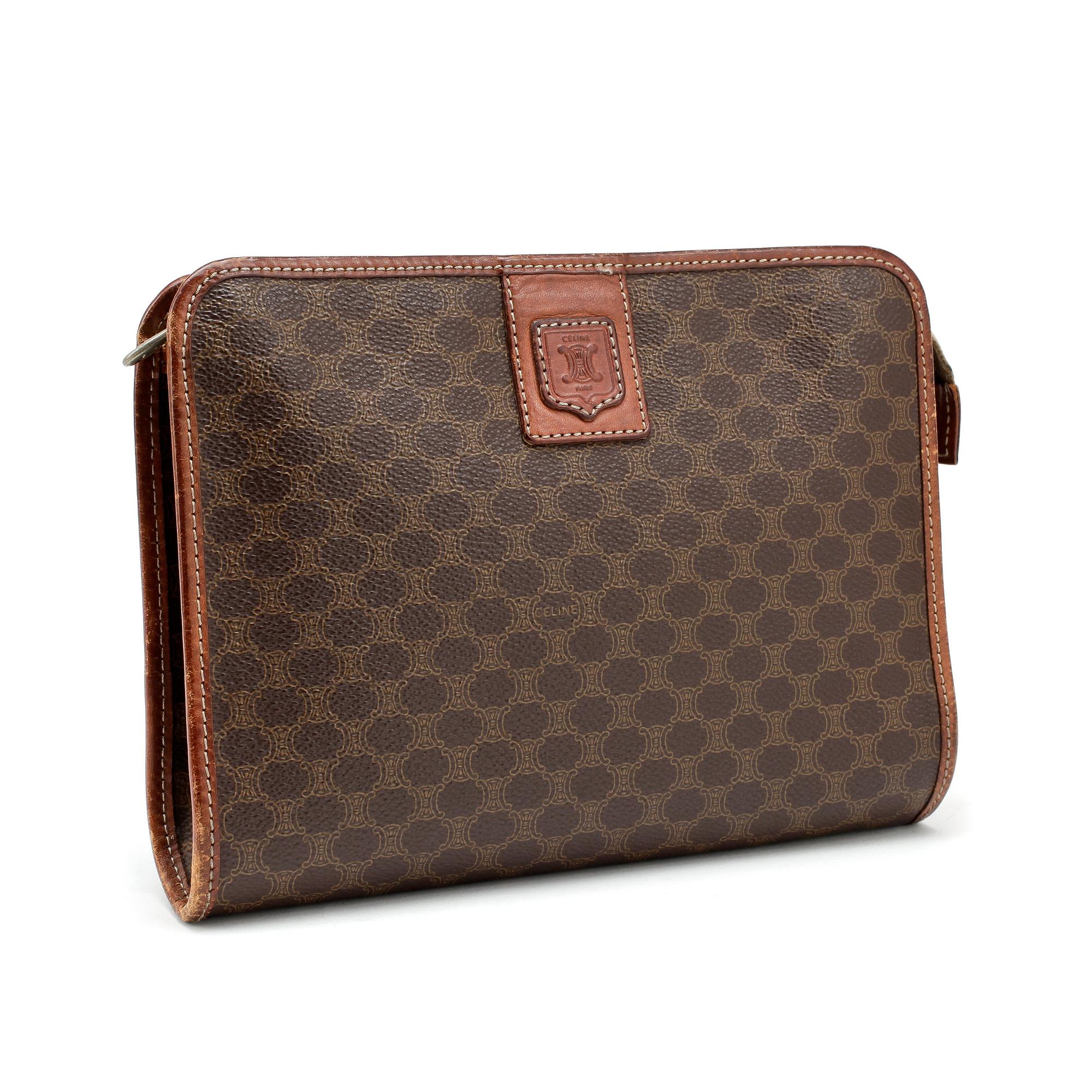 CÉLINE, clutch bag.