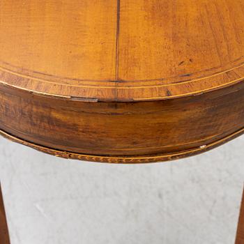 Sewing table, England, circa 1800.