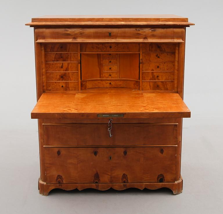 CHIFFONJÉ, 1800-talets mitt.