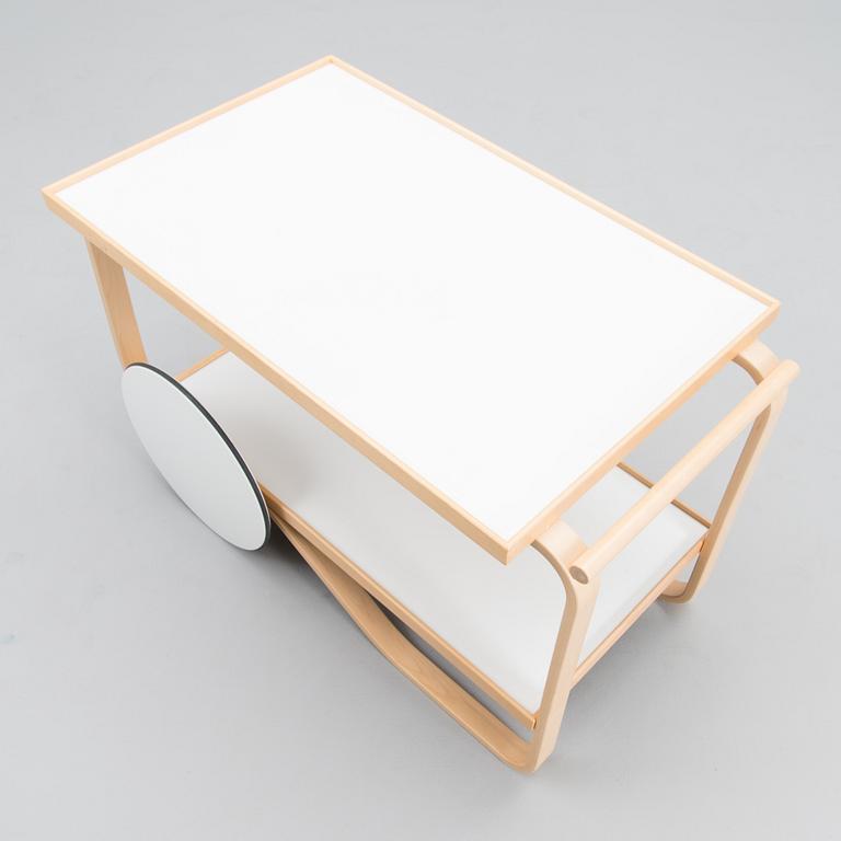 A late 21st century tea trolley model 901 for Artek.
