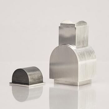 A sterling silver perfume bottle, mark of Rolf Lindståhl, Stockholm 2021.