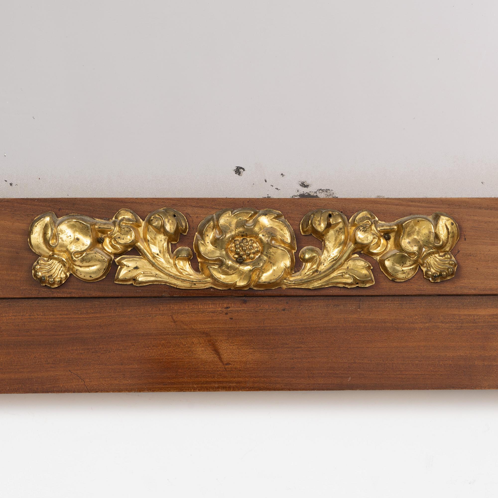 A Karl Johan mirror, first part of the 19th century.