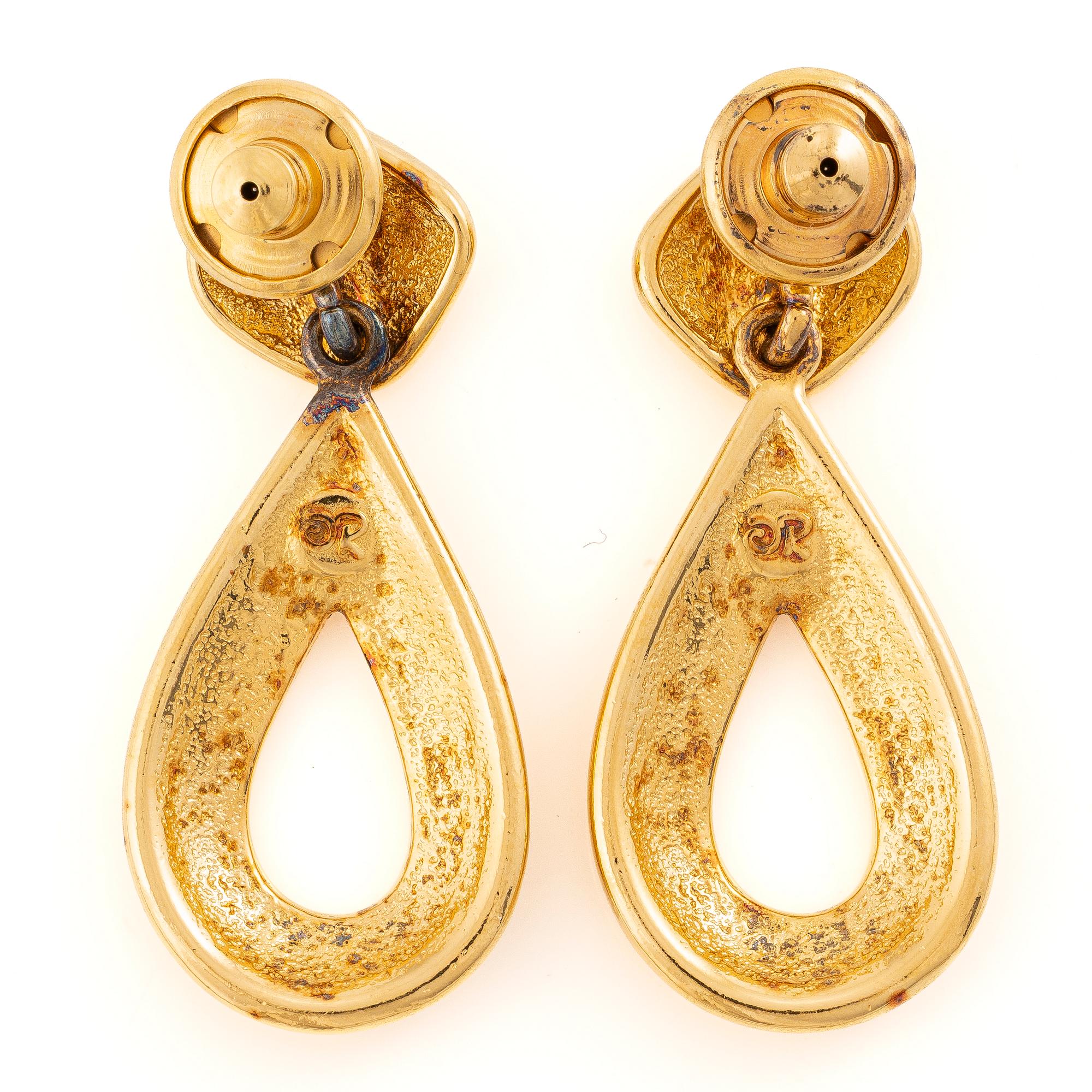 Oscar de la Renta, necklace and a pair of earrings, 1980s.