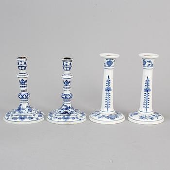 Four (2+2) of porcelain 'Blue Onion Pattern' candle holders, 19-20th century.