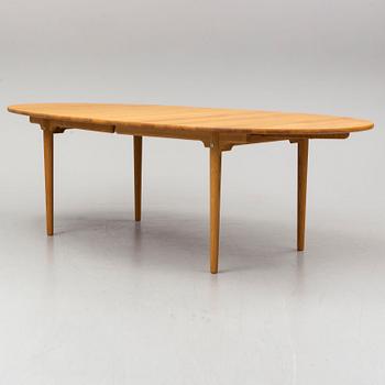 HANS J WEGNER, a oak dining table model CH339, Carl Hansen & Son, Denmark.