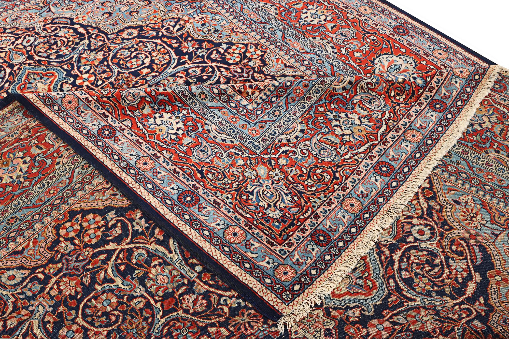 Matta, semiantik/old Keshan, ca. 355 x 260 cm.