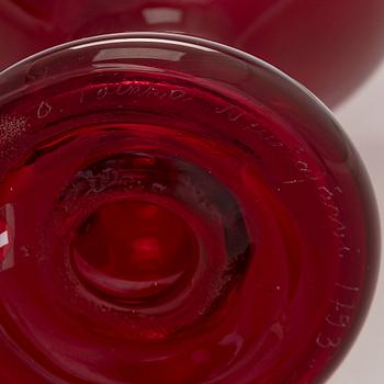 Oiva Toikka, 215th anniversary glass bird, 'Catcher', signed O. Toikka Nuutajärvi 1793-2008, 181/1215.