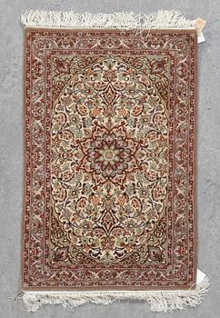 MATTA, Isfahan, ca 105x70 cm.