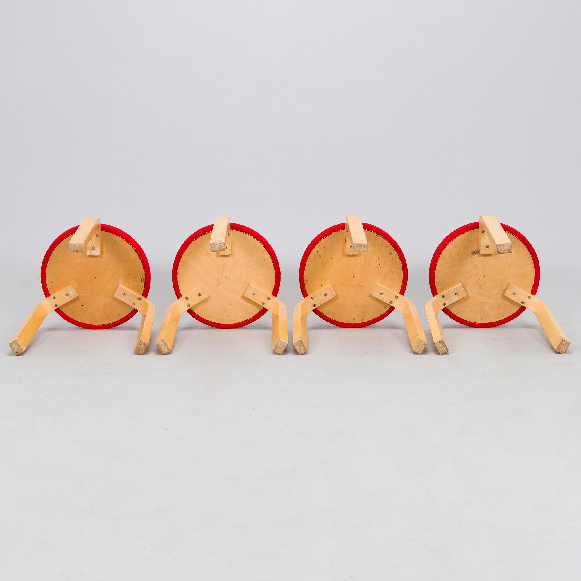 Alvar Aalto, Jakkaroita, 4 kpl, Artek 1960/70-luku.