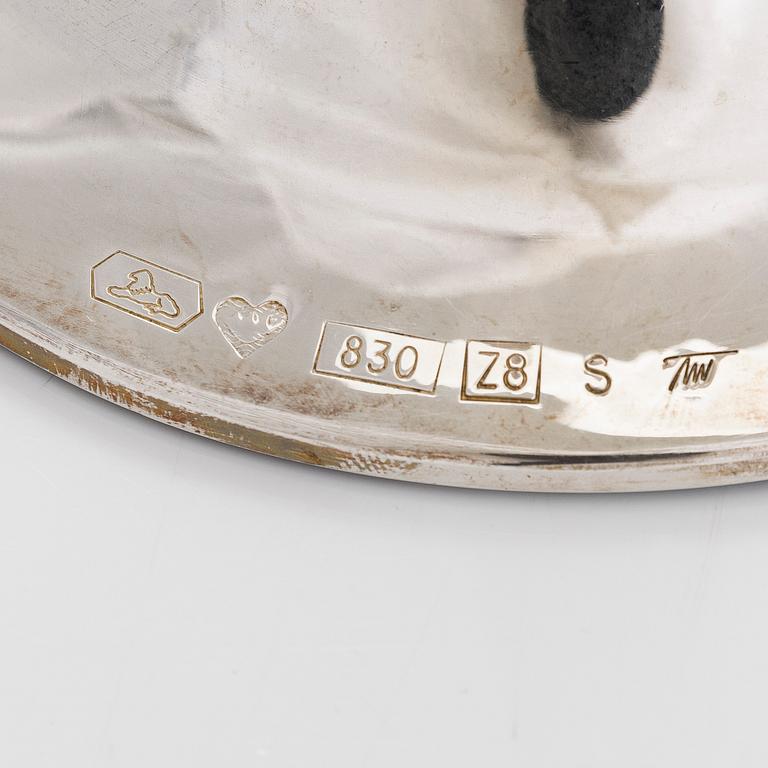 Tapio Wirkkala, ljusstake, silver, "Trumpet", Kultakeskus, Tavastehus 2001. I originallåda.