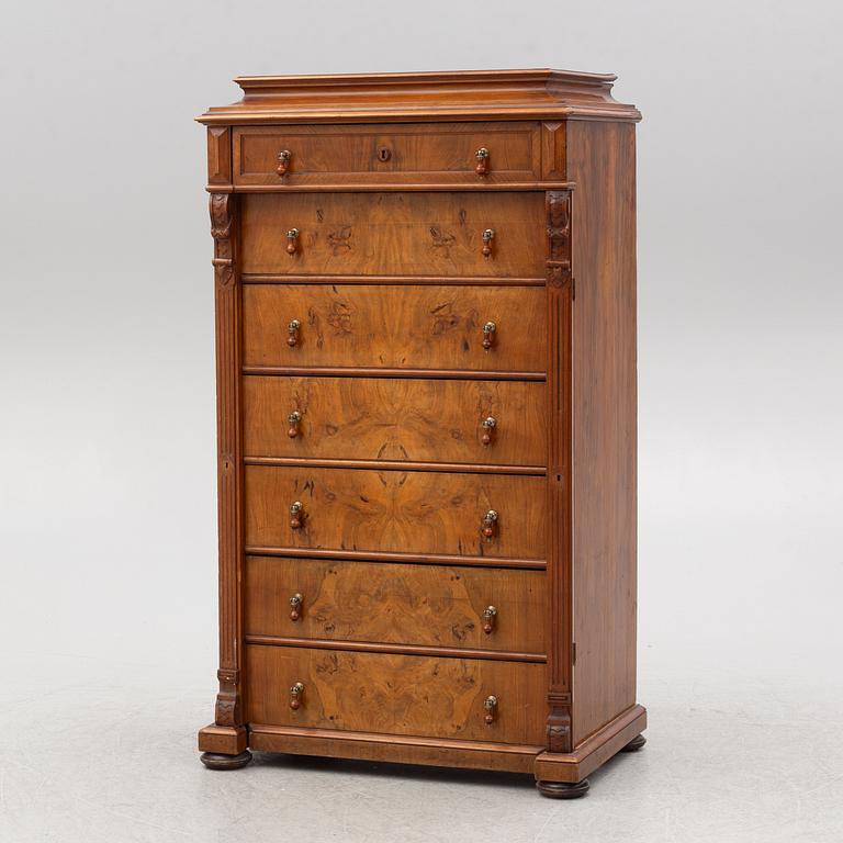 A chest of drawers, late 19th Century.