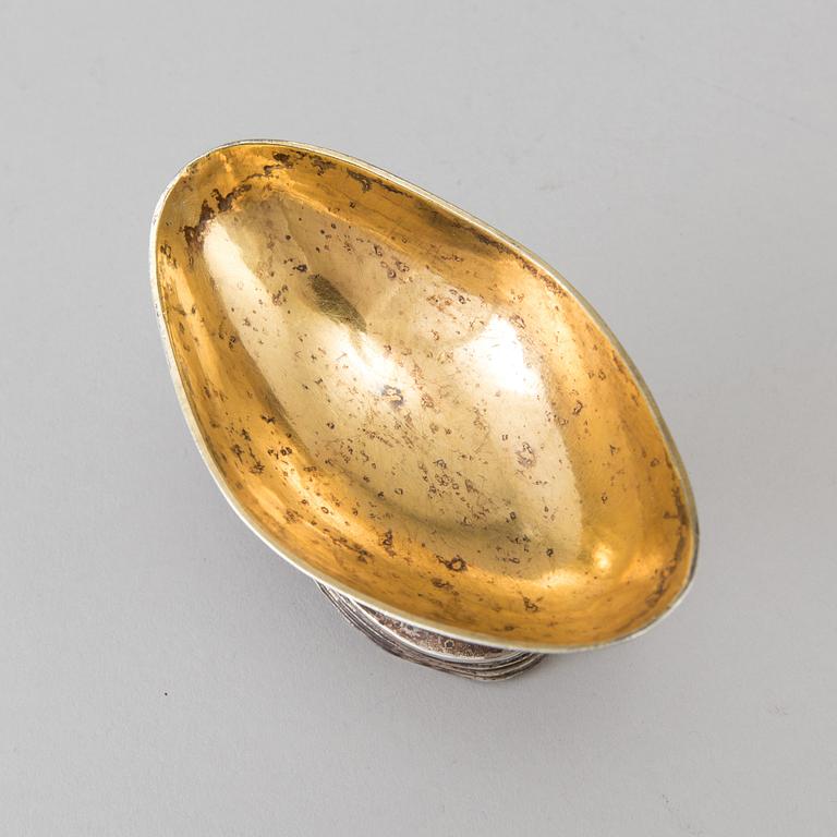 A Russian 18th century parcel-gilt salt-cellar.