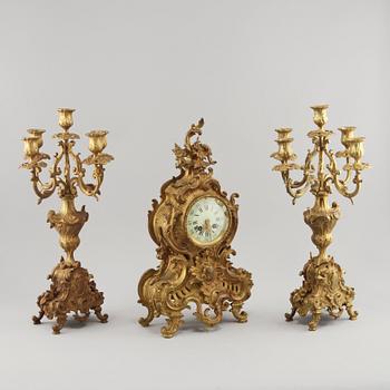 BORDSGARNITYR, 3 delar, nyrokoko, 1800-talets andra hälft.