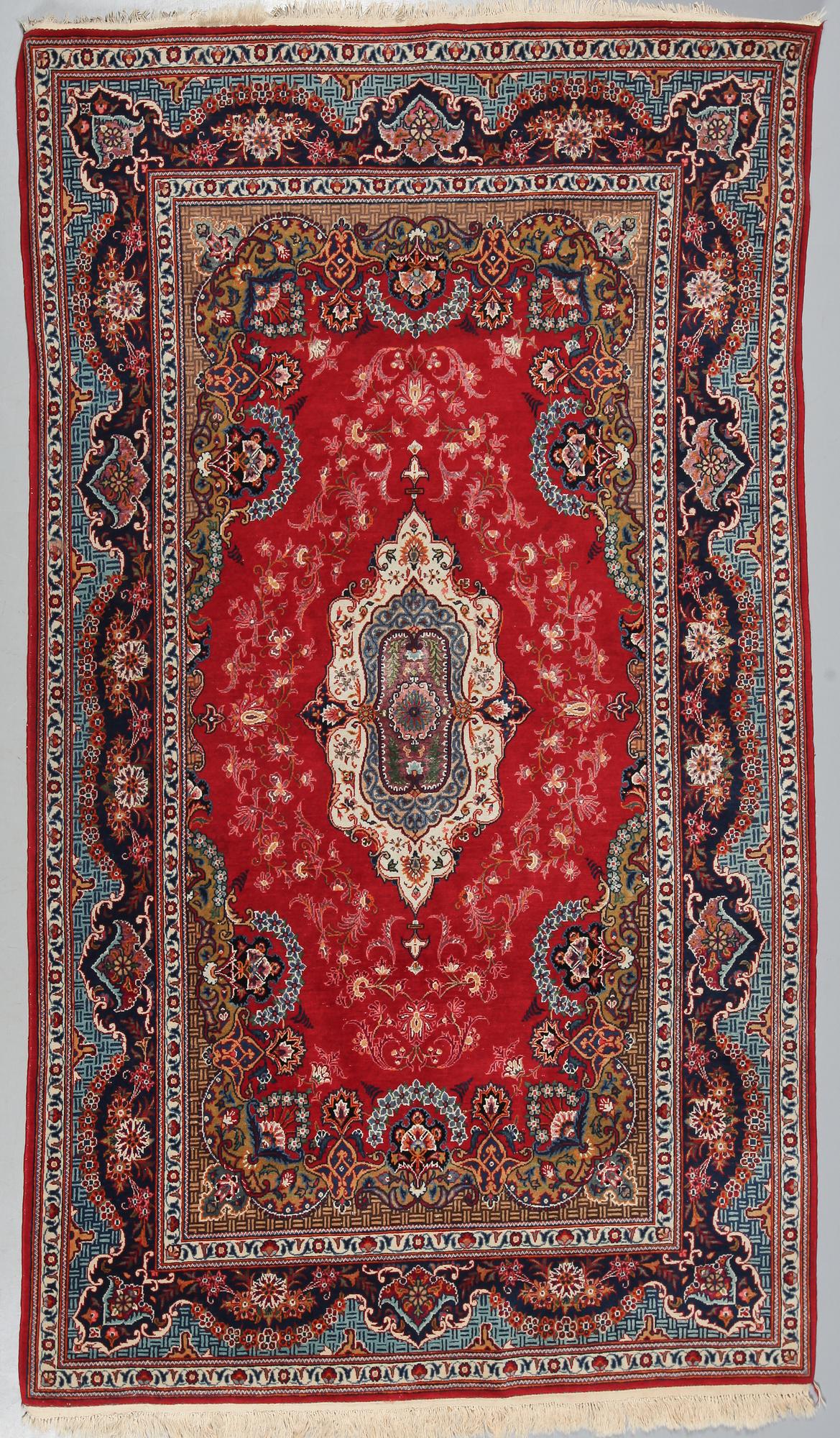 MATTA, orientalisk, 1900-talets andra hälft, 220 x 134 cm.