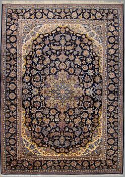 A CARPET, Kashan, ca 393 x 290 cm.