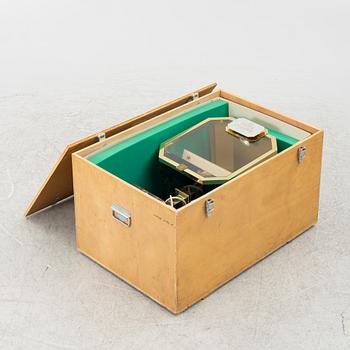 Patek Philippe, display case, 69 x 39 x 30 cm.