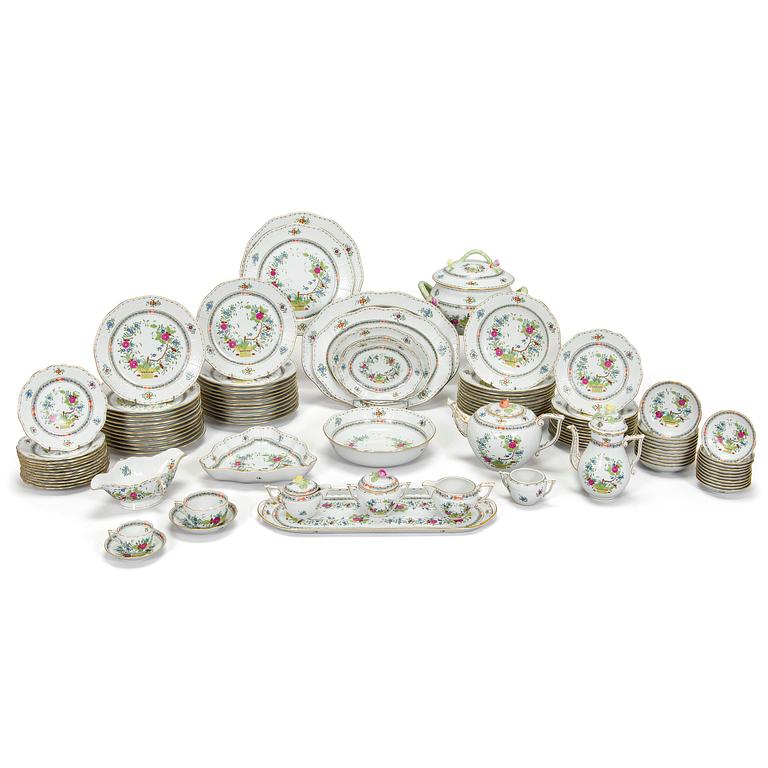 Herend, matservis, 100 delar, porslin, "Indian Basket" Ungern.