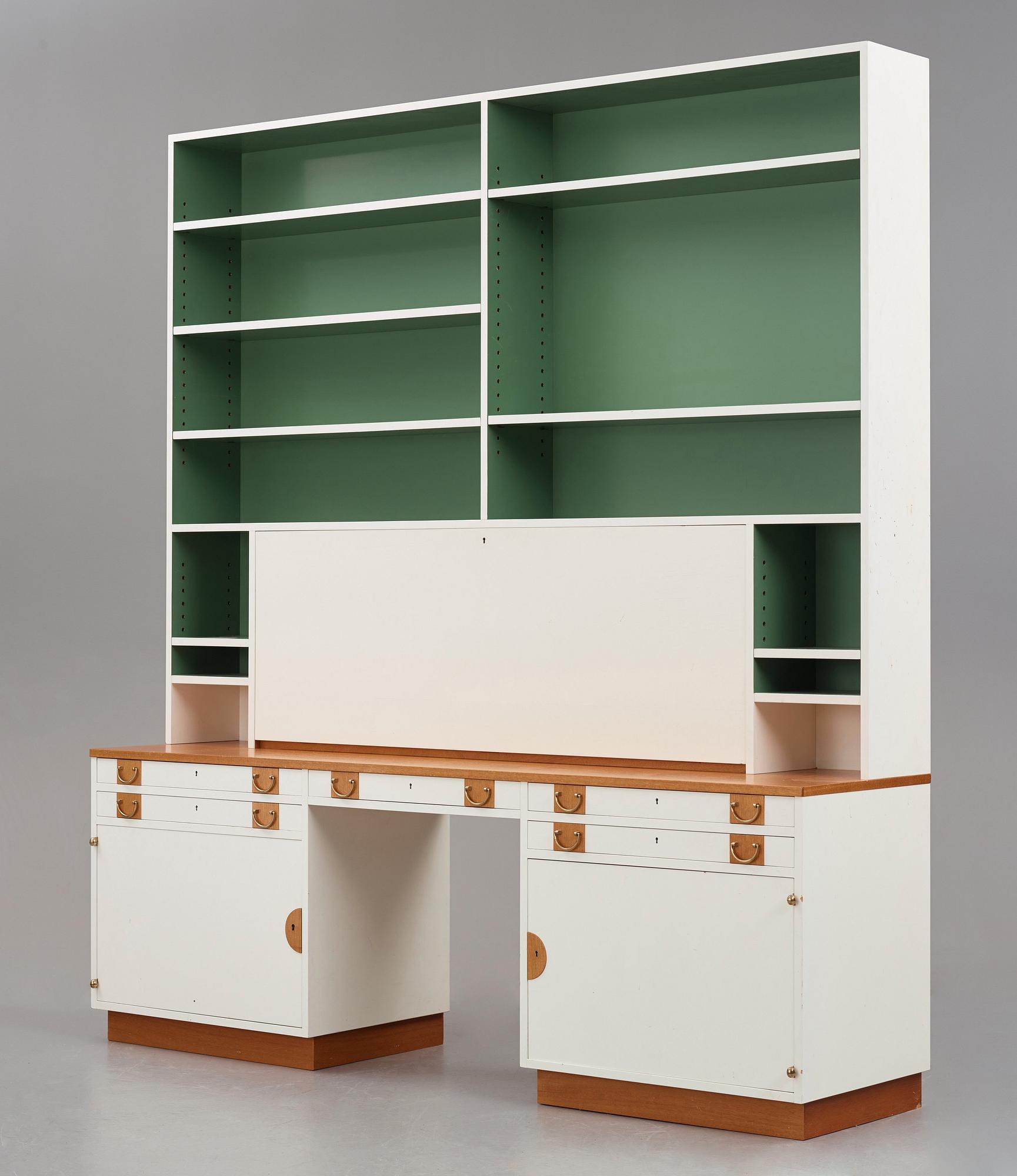 Josef Frank, bokhylla, specialversion av modell 2255, Firma Svenskt Tenn.