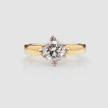An old-cut diamond ring, circa 1.50 cts. Quality circa J-K/VS-SI.