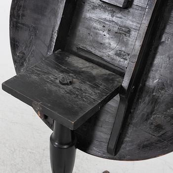 A folding table, Mälardalen, first half of the 19th century.