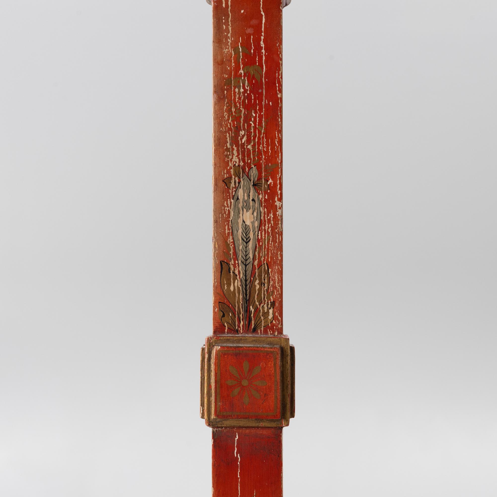 A chinoiserie floor lamp, 20th century.
