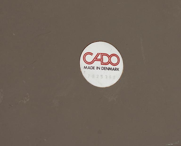 STOLAR, 4 st, samt BORD, Björn Wiinblad samt Steen Östergaard, Poul Cadovious, Cado, Danmark, 1970-tal.