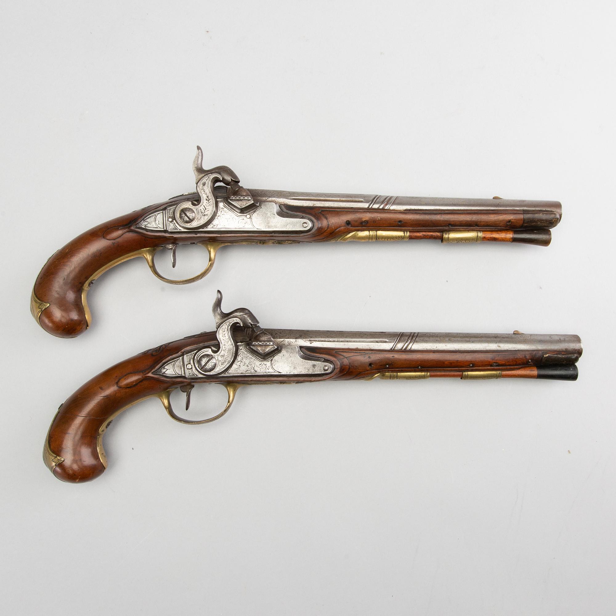SLAGLÅSPISTOLER, ett par, Sverige 1700-talets andra hälft.