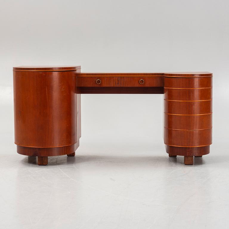 A Swedish Modern dressing table, Axel Ståhls Möbelfabrik AB, SMI, Vimmerby, 1940's.