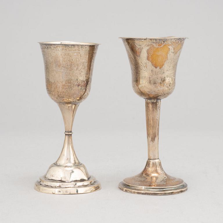 Two Swedish 19th century silver cups, mark of Christoffer Nordin, Hudiksvall (1819-58), Magnus Wallengren, Halmstad 1815.