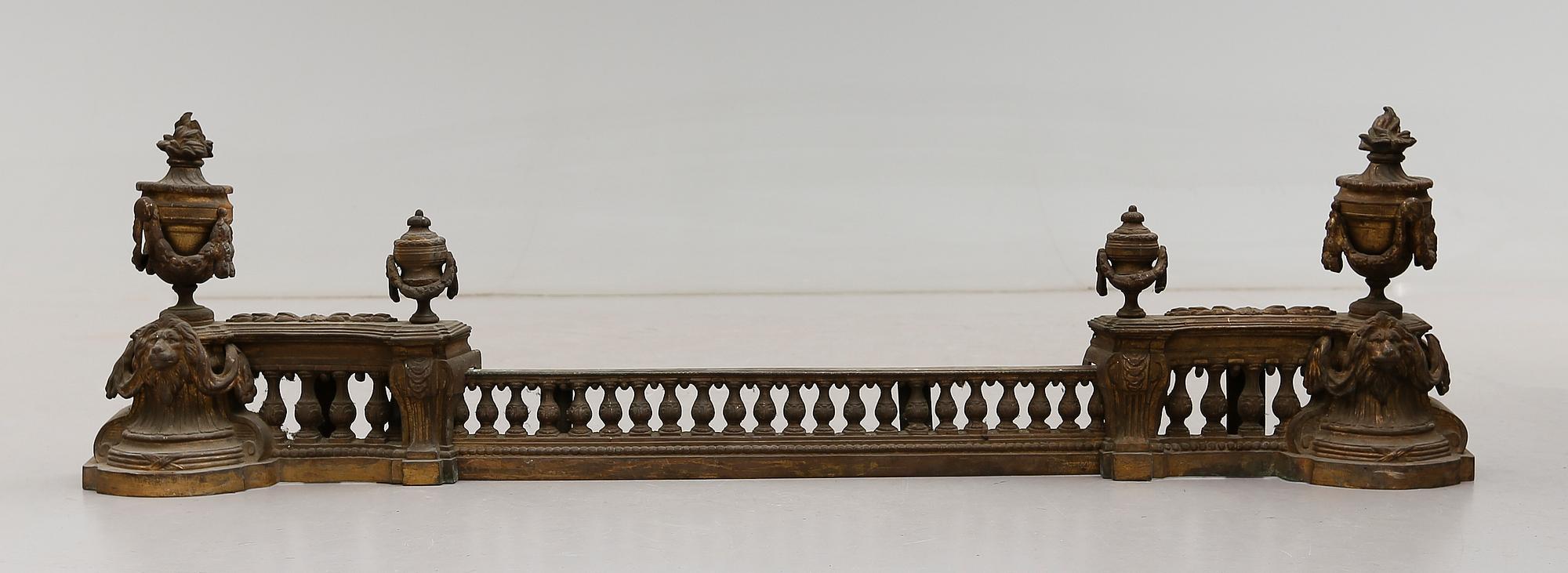 BRASSTÄLL, förgylld brons, 1800-talets mitt.