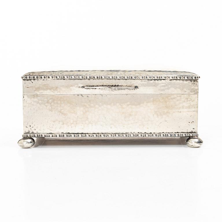 Skrin, silver, svensk importstämpel, Stockholm 1923.