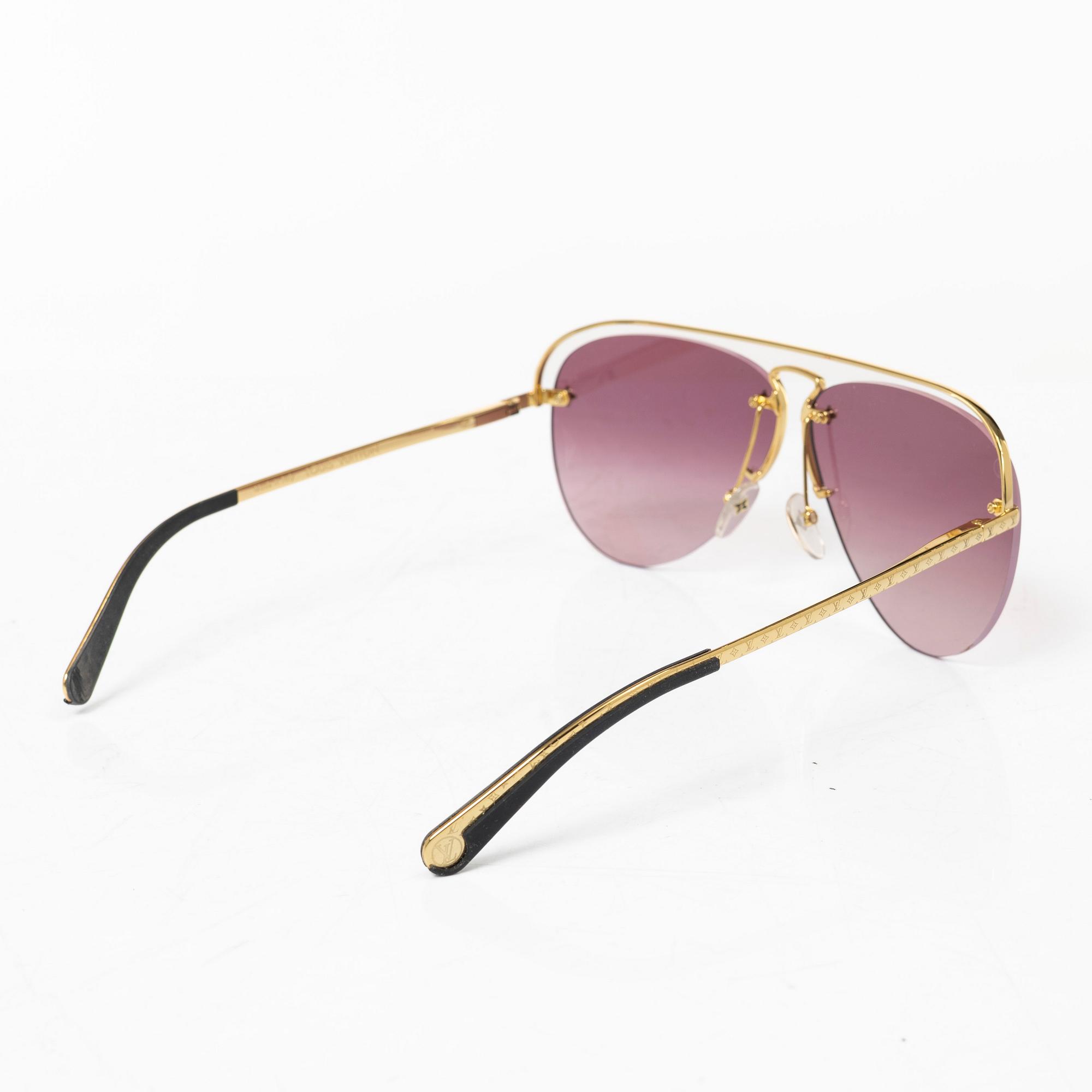 Louis Vuitton, Sunglasses.