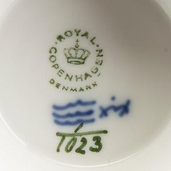 Servis, 11 dlr Musselmalet helblonde Royal Copenhagen porslin ca 1970.