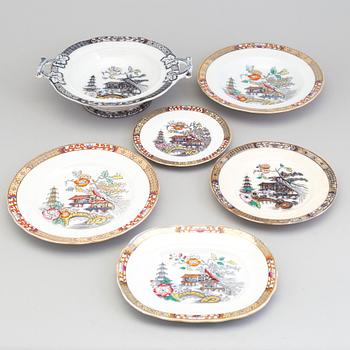 A Rörstrand 'Japan' dinner service, early 20th century (56 pieces).