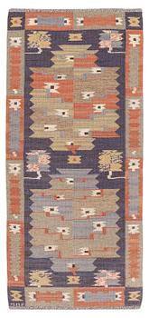 398. Märta Måås-Fjetterström, a carpet, 'Tolvbladsmattan', flat weave, c. 205 x 95 cm, signed MMF.
